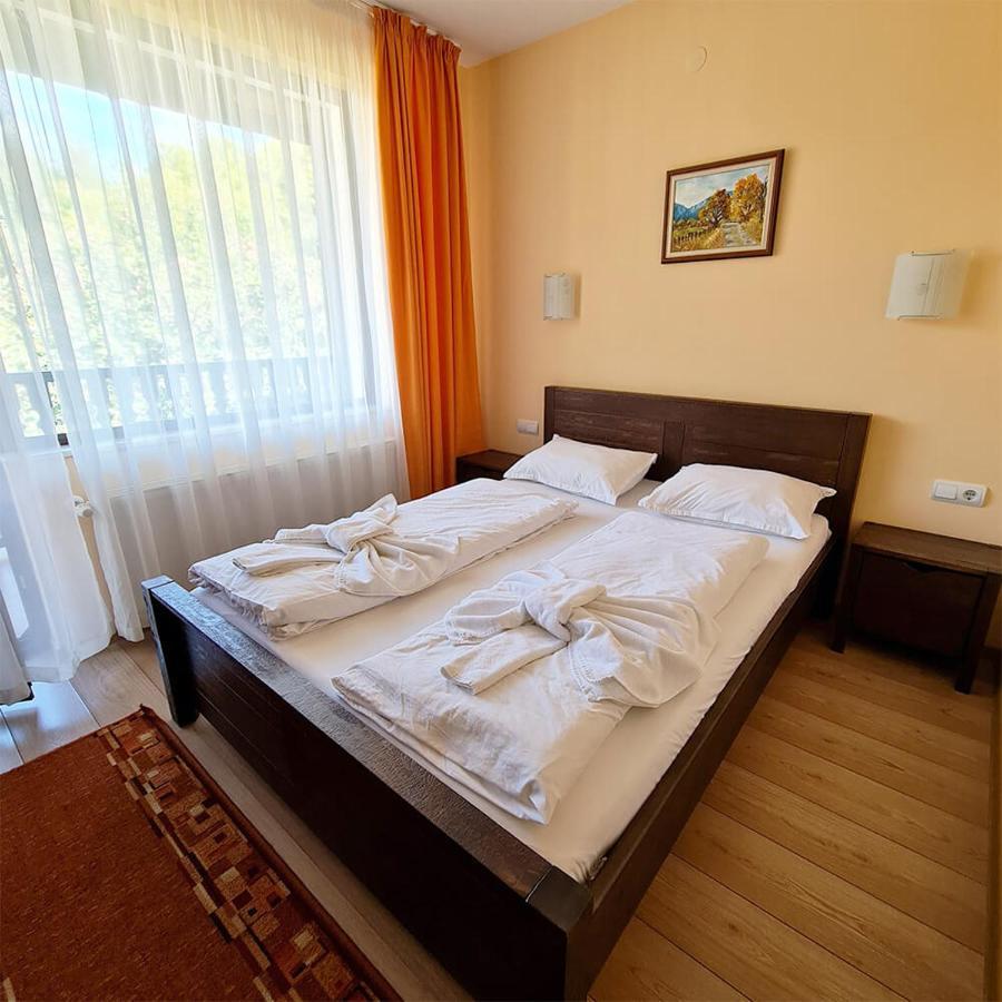 Family Hotel Chiflik Hills מראה חיצוני תמונה